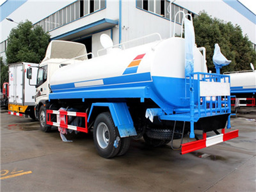 福田歐馬可12噸灑水車(chē)